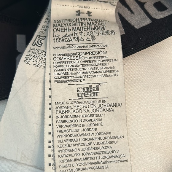 Under Armour compression cold gear Leggings size XS inseam 25“ - Picture 5 of 6